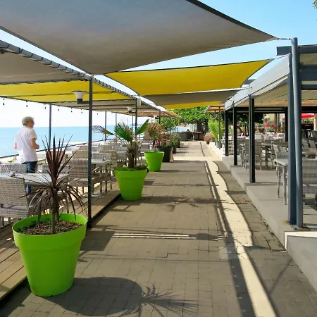 Mb2 Sans Vue By Interhome